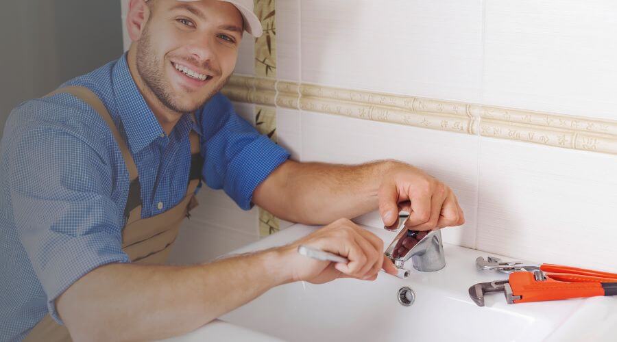 Professional clogged drains services in Macksburg, IA
